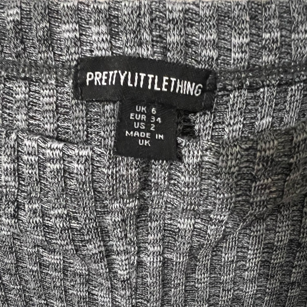 PrettyLittleThing Charcoal Ribbed Pants - Picture 3 of 4